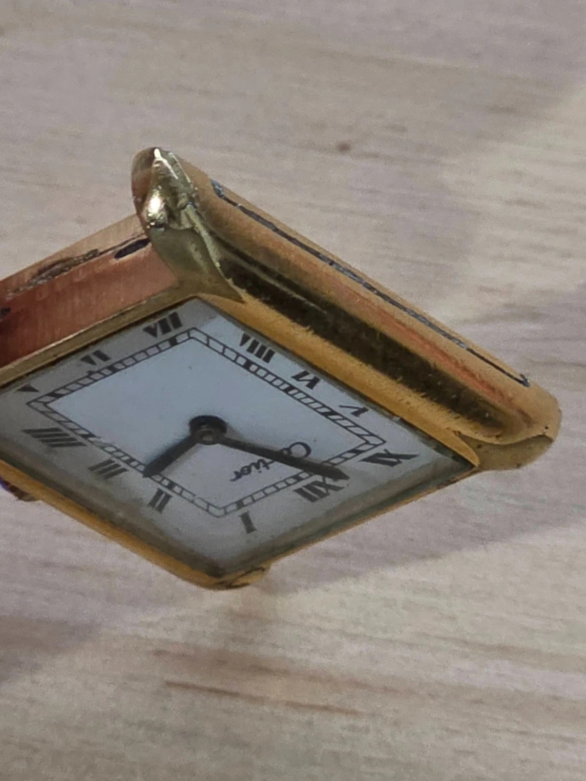 Vintage Cartier Tank Pre-must 1970s 21x28mm - Not-running - 551.2106