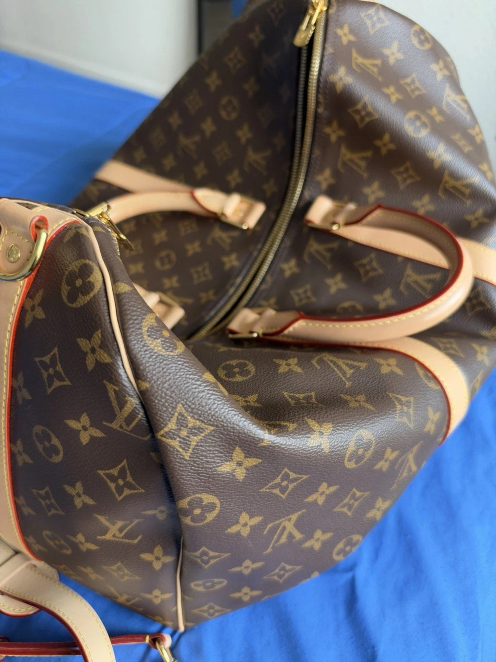 Louis Vuitton Keepall Bandoulière 45 Monogram Travel Bag 2026