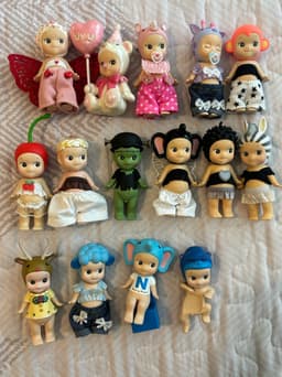 Lot of 51 amazing Sonny Angels!!